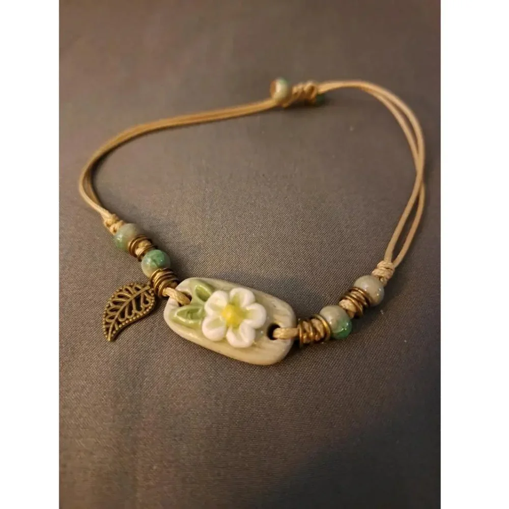 Adjustable Flower Bracelet Leaf Accent Boho Vintage Style Womens Jewelry Gift - Picture 1 of 7